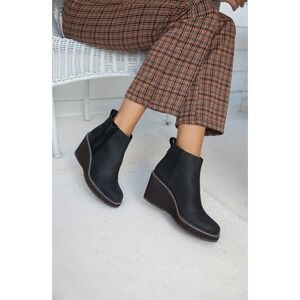 Toms Raven Water Resistant‎ Wedge Ankle Boot Black Women's Size 7.5